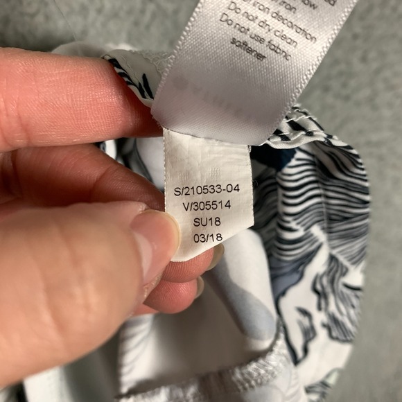 Lot Of 2 Athleta Racer Run Shorts Women's Small Floral Nouveau/Printed Lined Gym - Picture 9 of 12